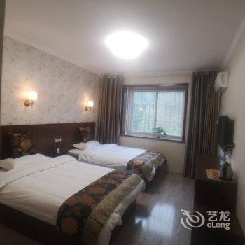 栾川清雅山居酒店提供图片