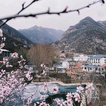 老闫客栈(聚灵峡灵山风景区店)酒店提供图片