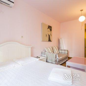 上海运鹏圣天地民宿2号酒店提供图片