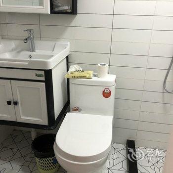 上海运鹏圣天地民宿2号酒店提供图片