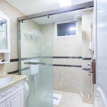 东逸酒店(雅安高铁站店)酒店提供图片