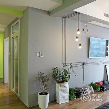 上海霞姐短租普通公寓(塘沽路店)酒店提供图片