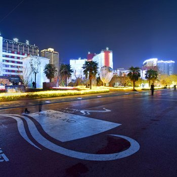 汉庭酒店(西安高新一路机场大巴店)