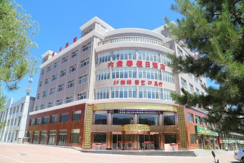 固原泾源六盘春假日酒店