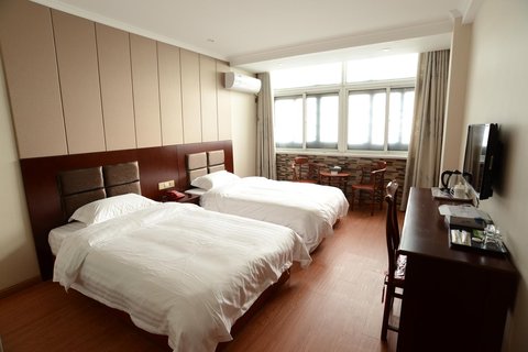 肥西天然楼假日酒店