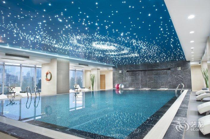 唐山曼哈顿酒店游泳图片