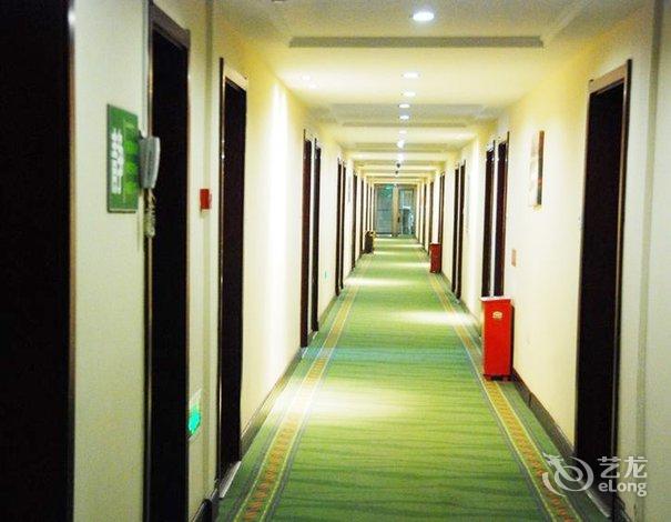 【格林豪泰(濮阳瑞丰园商务酒店)】地址:濮阳市华龙区开州南路15号