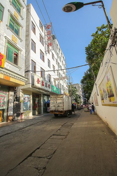 海南省人民医院(龙华路)到海南省人民医院-门诊楼怎么走 住哪网