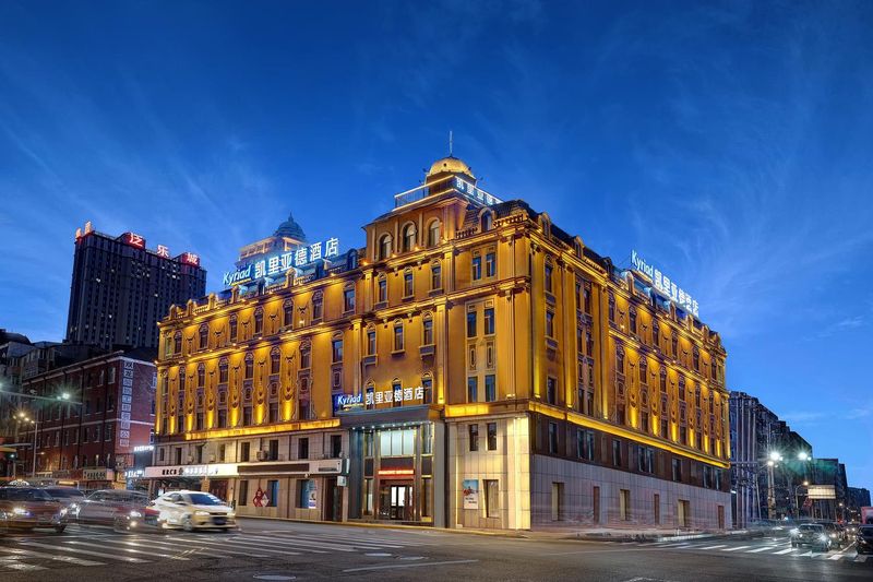 红旗大街到伯爵大酒店(哈尔滨中央大街店)怎么走?- 住哪网