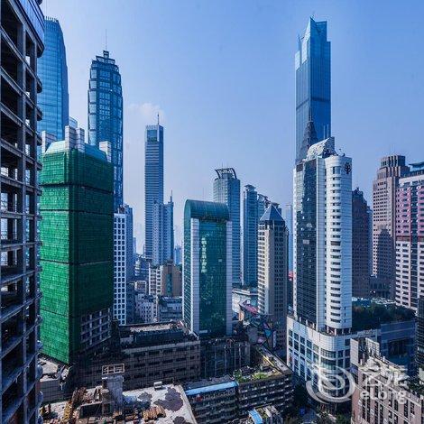 【重庆名苑假日酒店(解放碑)】地址:渝中区新华路337号长城大厦,地铁