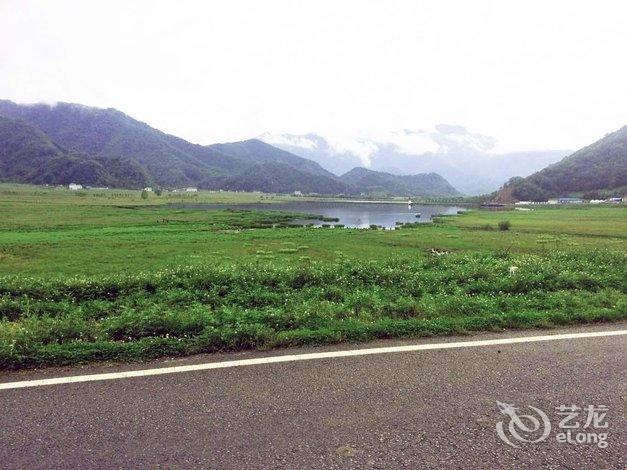 神农架鹿苑山庄