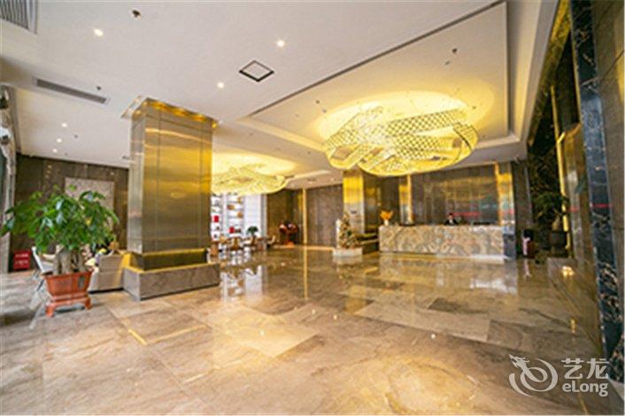 豪逸酒店(汕头珠江路美食街高铁站店)