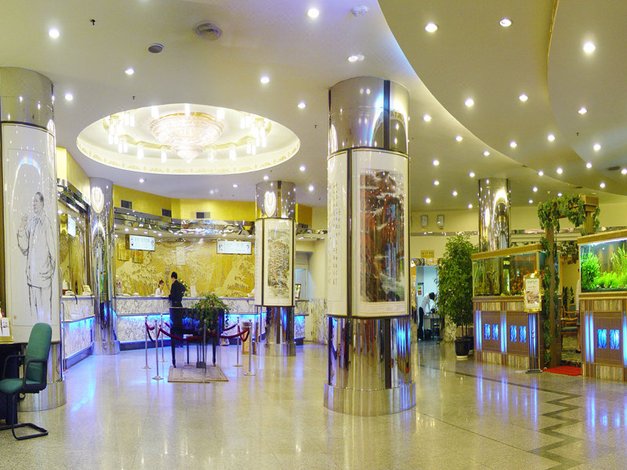 【重庆大酒店】地址:小龙坎新街84号(近南开中学沙坪坝转盘) – 艺龙
