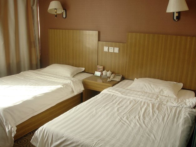 酒店 银川酒店  银川市兴庆区和缘商务宾馆  房型 酒店信息 交通 点评