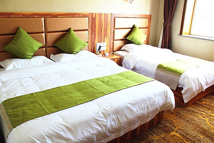 速8酒店(长白山美人松林店)