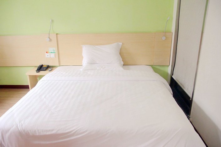 江阴特惠来宾馆