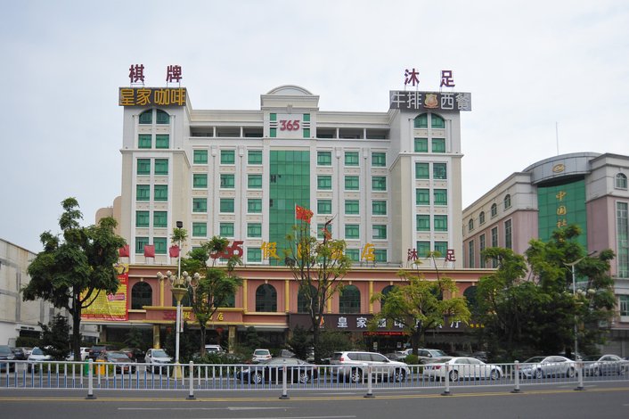 东莞桥头三六五假日酒店