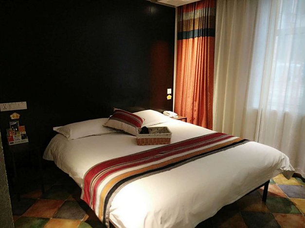 艾居连锁酒店(盖州清河大街店)