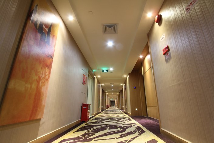 【佛山顺德奥斯汀柏丽酒店】地址:龙江镇325国道102号-艺龙旅行网