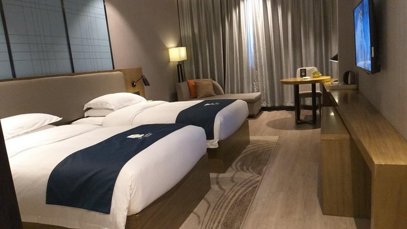 丽湾酒店式公寓(湛江万达广场店)
