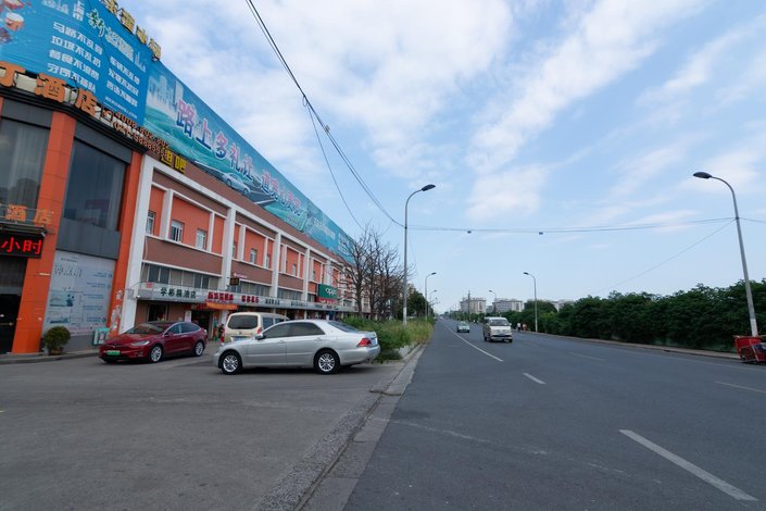 【布丁酒店(上海秀沿路地铁站店)】地址:康桥镇秀沿路2751号 – 艺龙