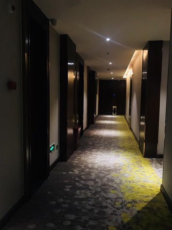 【安溪金三角酒店】地址:湖头镇车站斜对面(近安湖路) – 艺龙旅行网