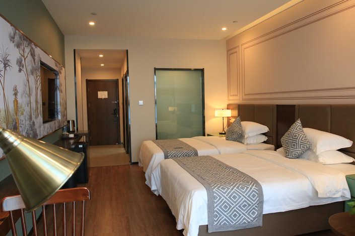 格美酒店(肥东高铁站龙泉东路店)