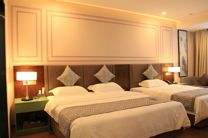 格美酒店(肥东高铁站龙泉东路店)