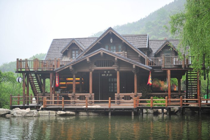 【九如山不二木居酒店】地址:西营镇九如山瀑布群风景区-艺龙旅行网