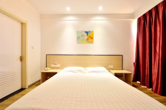 佳宜酒店(诸城和平街老百盛店)