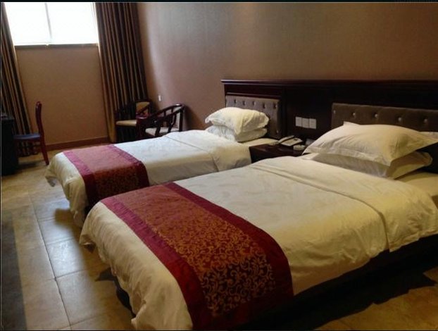 南召皇家驿站商务宾馆