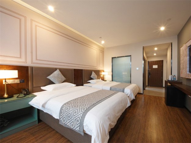 格美酒店(肥东高铁站龙泉东路店)