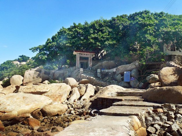 台山铜鼓海角城图片