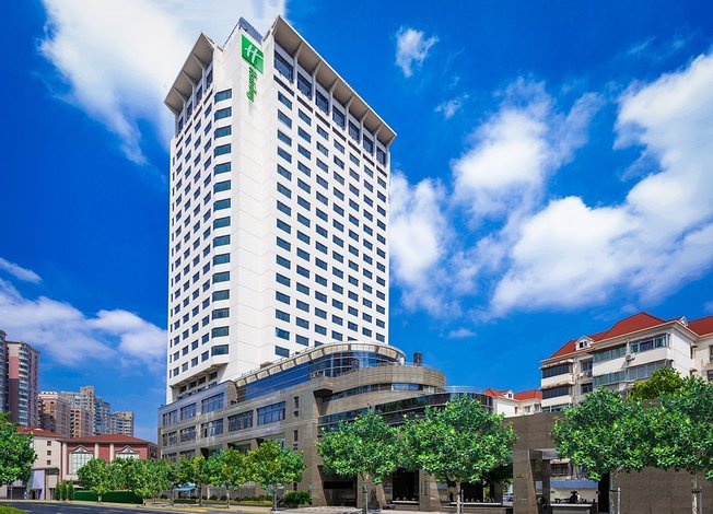 上海古井假日酒店