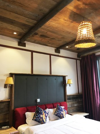 峨眉山一山归心客栈,地址:清音阁/万年寺 | 清音阁景区(神水阁)右转