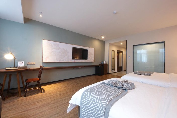 格美酒店(肥东高铁站龙泉东路店)