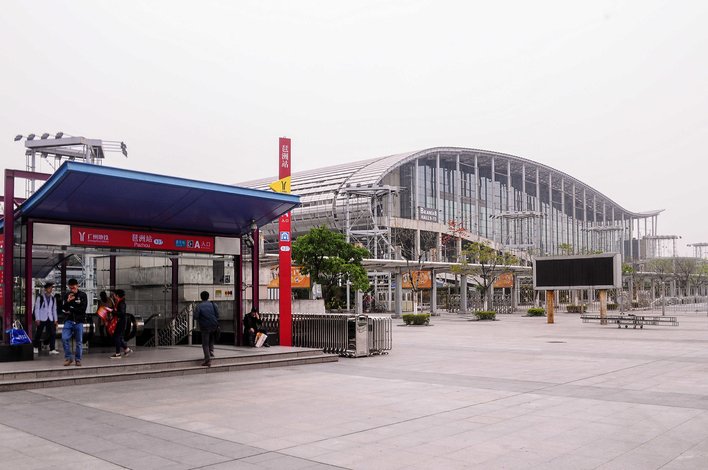 【广州衍宿a公寓(14号店)】地址:新港东路新港东路/会展南四路(路口)