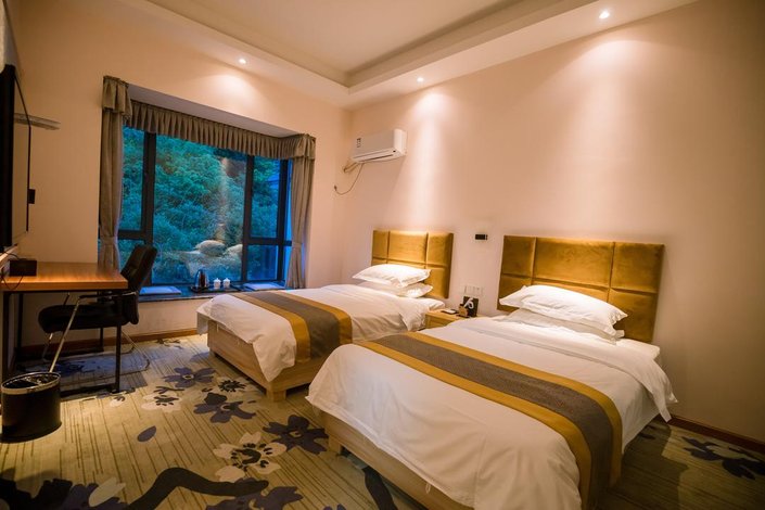 红安帝王湖别墅