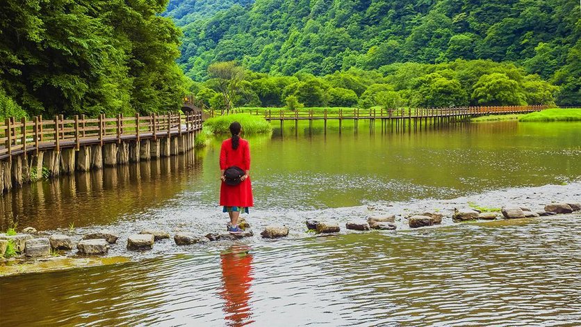 【神農架大九湖鴻華賓館】地址:坪阡古鎮九湖路108號 – 藝龍旅行網