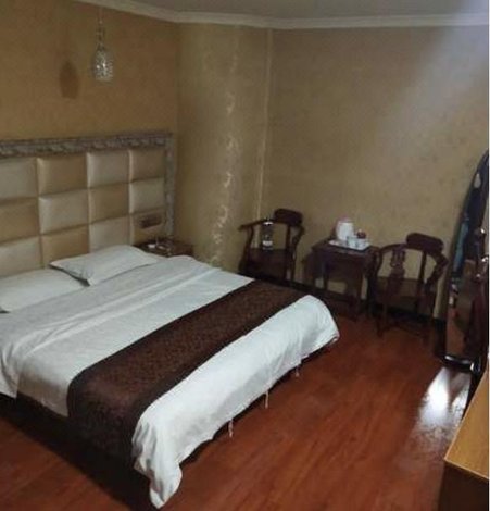 【丰都华逸商务酒店】地址:滨江东路13号-艺龙旅行网