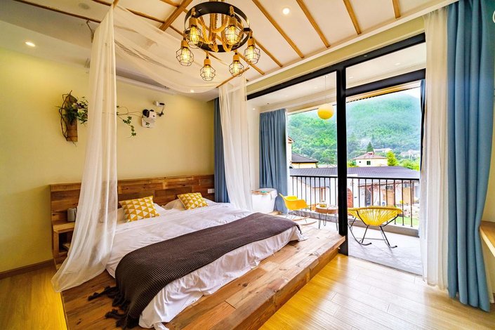 曼途·安吉山趣花园度假民宿