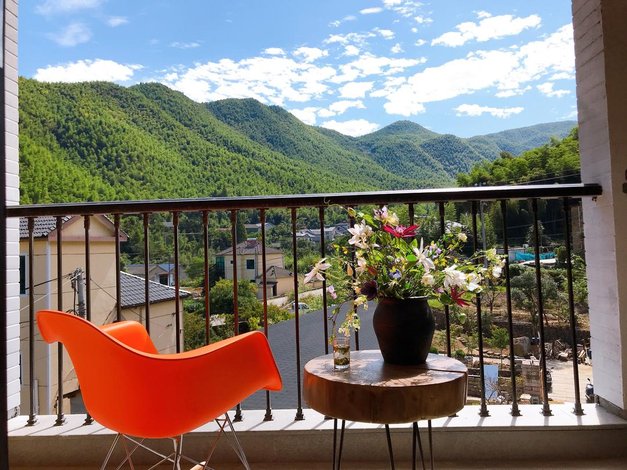 曼途·安吉山趣花园度假民宿