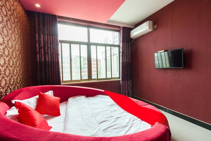 酒店 保定酒店  保定悦时尚主题宾馆  点评 4.8棒极了 设施4.8 服务4.