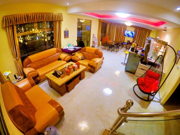 深圳西涌黄金屋民宿