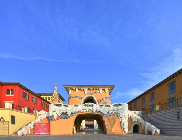 【千岛湖金陵山水啤酒温泉酒店】地址:睦洲大道669号啤酒小镇内 –