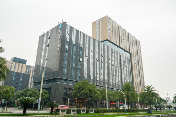 和颐至格酒店(宁波东部新城店)