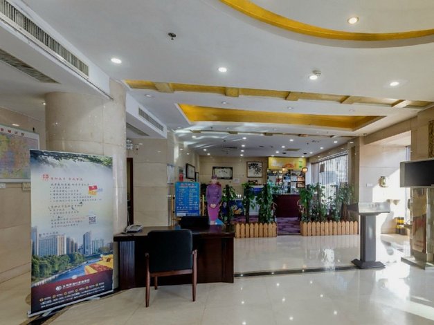假日御朗酒店,地址:公主坟/五棵松/石景山游乐园地区 | 海淀区万寿路