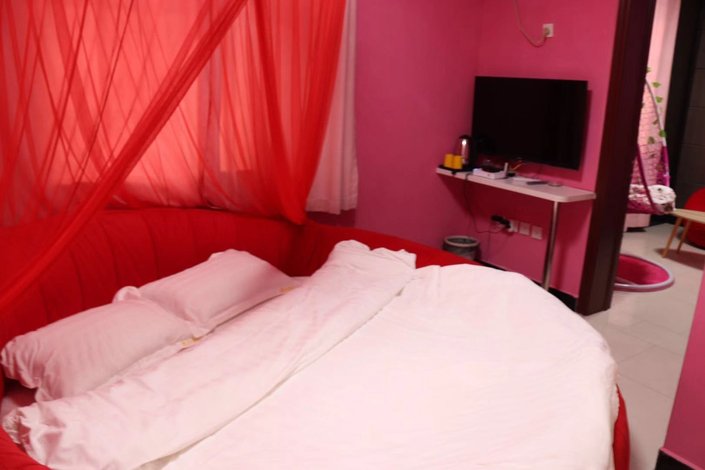 保定曼沙主题酒店