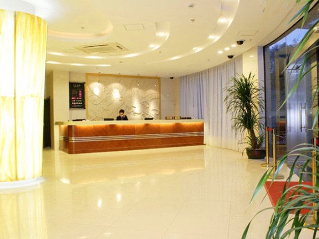 杨建华大酒店(上海沪南店)