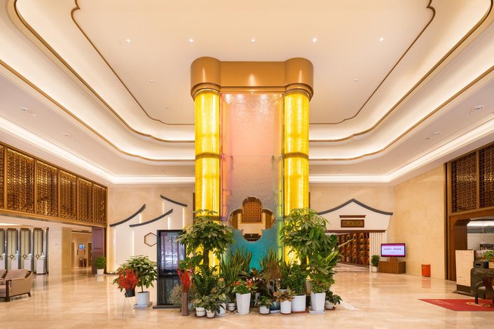 保定华中假日酒店